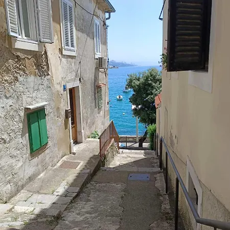 Studioapartment In Mit Terrasse, Klimaanlage, W-lan, Waschmaschine 5211-1 Appartement *