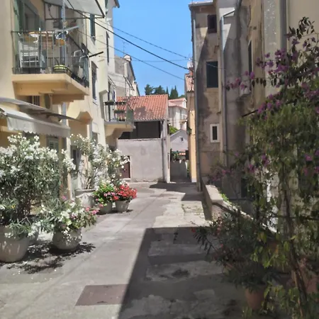 Appartement Studioapartment In Mit Terrasse, Klimaanlage, W-lan, Waschmaschine 5211-1 Opatija