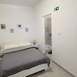 Apartamento Studioapartment In Mit Terrasse, Klimaanlage, W-lan, Waschmaschine 5211-1 *